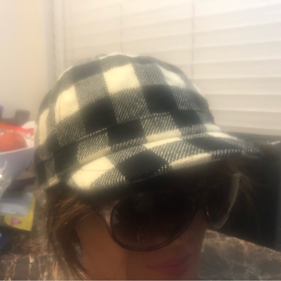 Disney Parks Mickey Mouse Women's Black & White Rhinestones Plaid Hat Size Adult - Picture 8 of 9